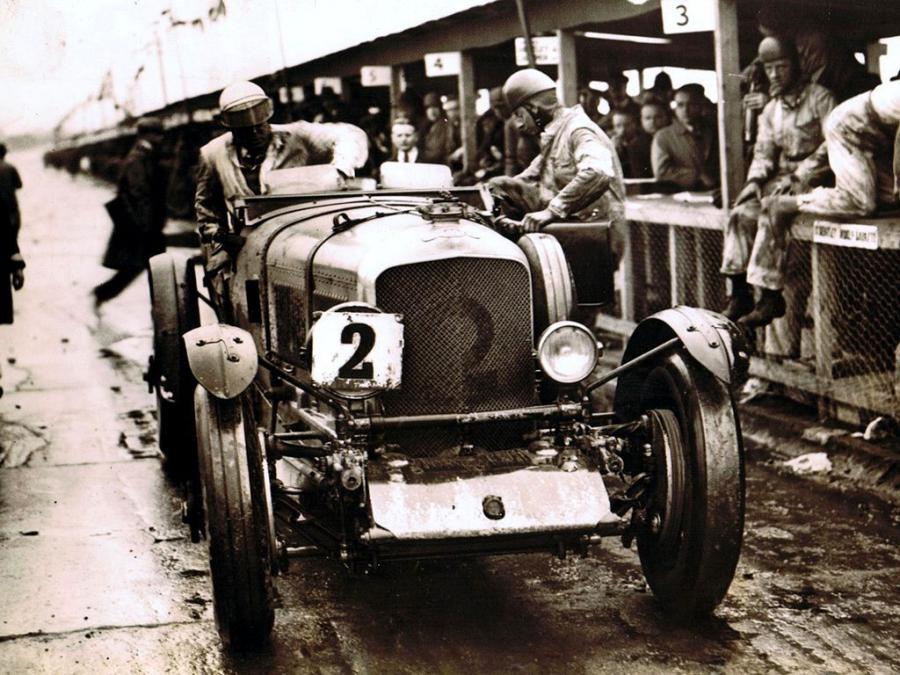  Bentley Speed 6 Old Number Two 1930 года  (фото 5 из 6)